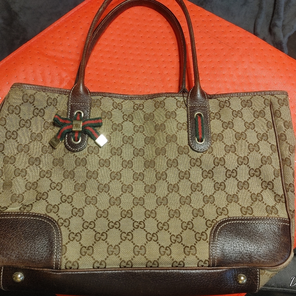 Gucci red and green Sherry shoulder bag bow